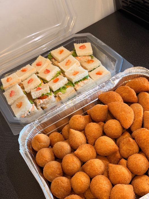 Bolos, doces  e salgados