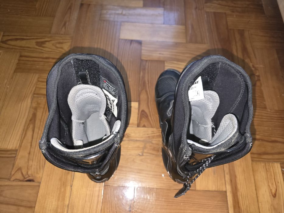 Botas Dainese Torque D1 IN
Tamanho 40