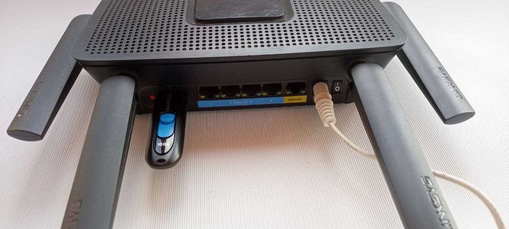 Linksys EA8300 с OpenWrt — стабильный и надёжный роутер