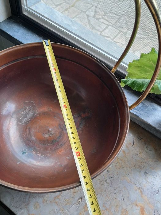 Fruteira em cobre e latão