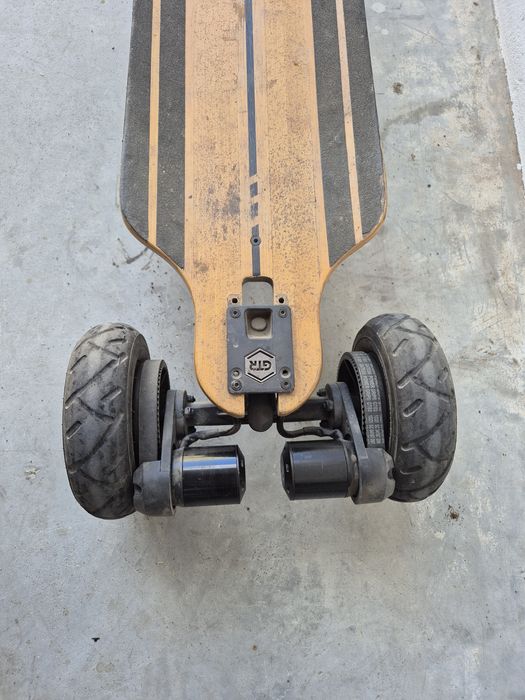 Skate Eléctrico Evolve GTR Bamboo