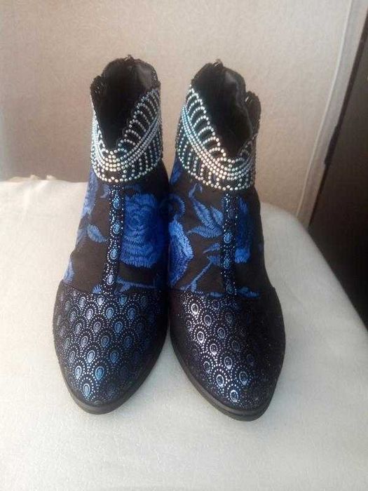 Черевички ексклюзивні стильні жіночі.