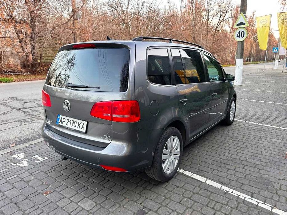 VW Touran TDi на автомате