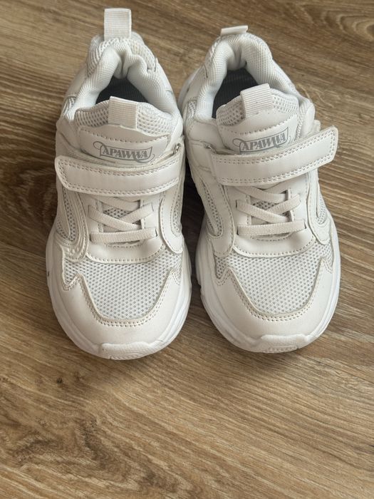 Взуття на дівчинку, 27-28 розмір