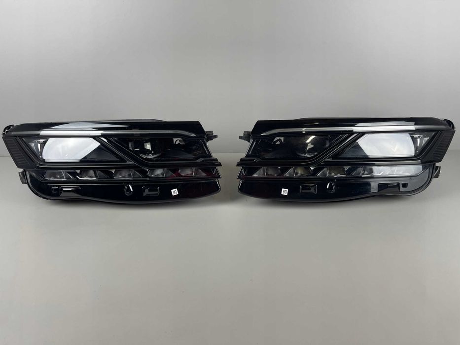 VW TOUAREG III 760 Фара Фари передні ліва права FULL LED MATRIX