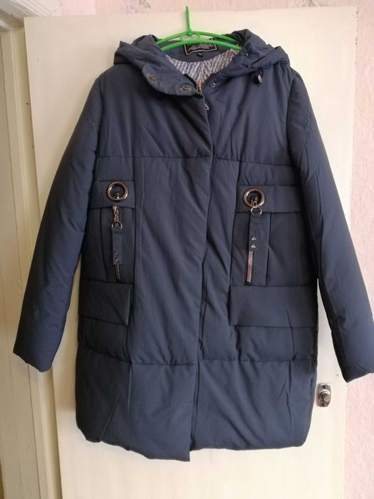 Жіноча зимова куртка