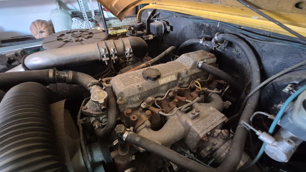 Land Cruiser BJ40 com extras