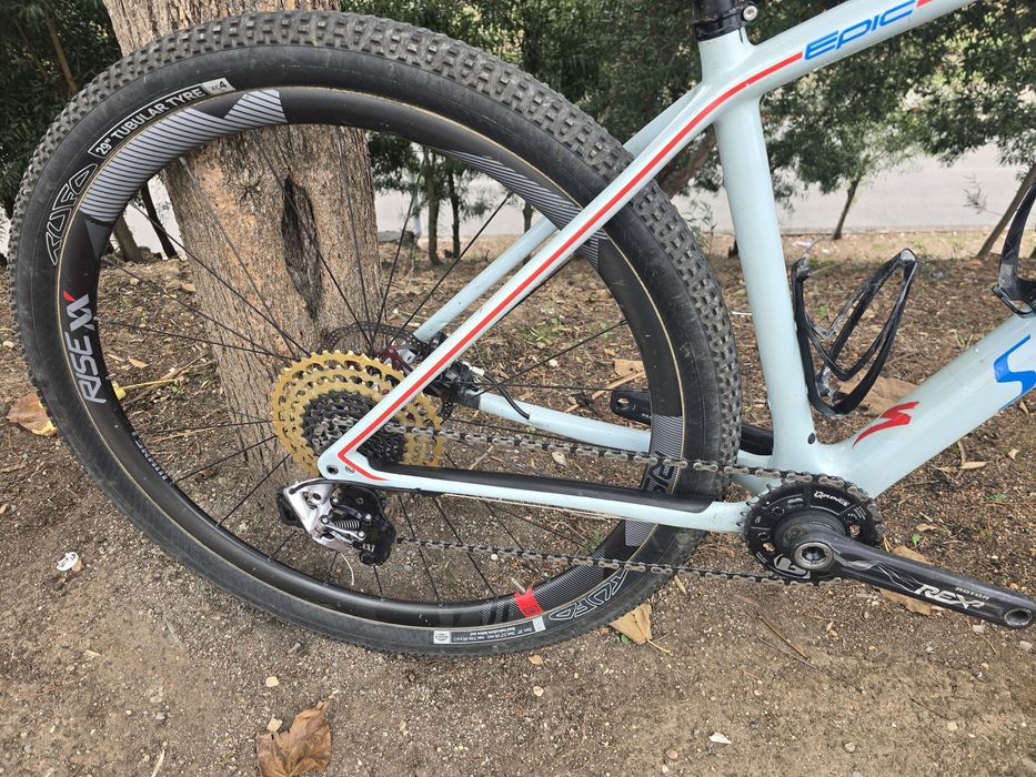 Specialized epic 29 9.2kg com rodas carbono
