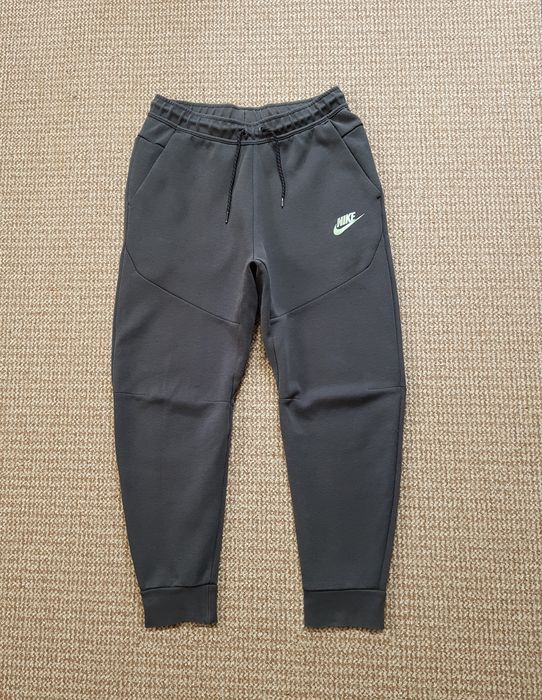 Nike Tech Fleece Reflective Jogger штани джогери оригінал M