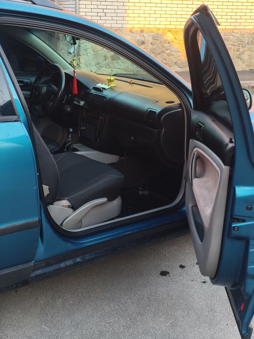 Фольцваген пасат 1999р. 1.8 газ/бенз