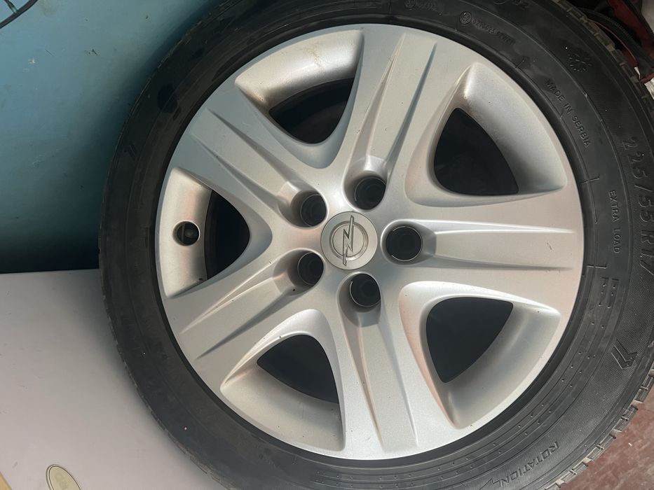 Диски з шинами і ковпаками Opel insignia