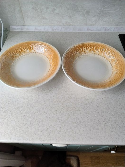 Блюдо 27 см,Буды ,новое