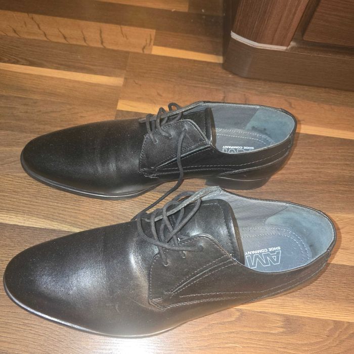 Buty skórzane rozmiar 45 nowe