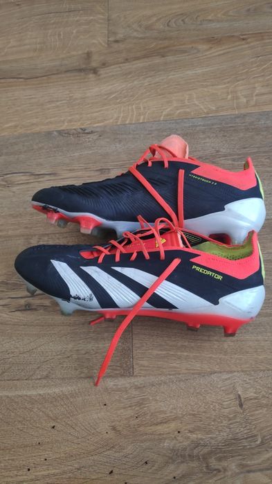 Vendo chuteiras Adidas Prefator Tamanho 43