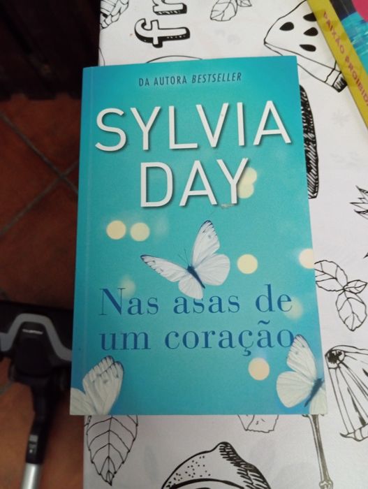 Vendo livro em muito bom estado