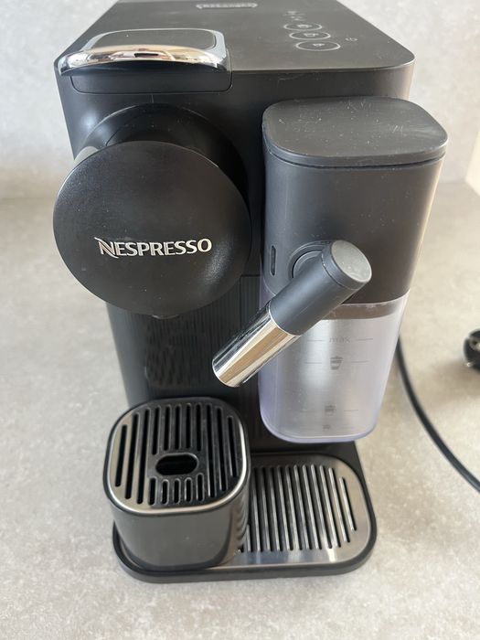 Ekspres do kawy delonghi