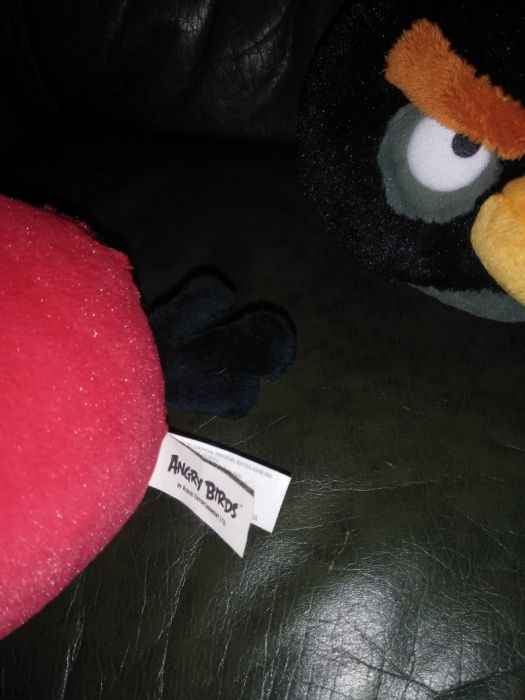 Dois Peluches ungry birds novos