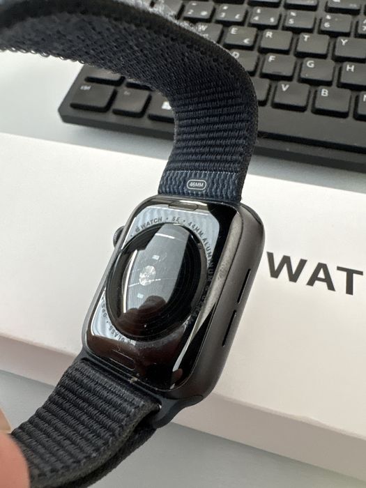 Apple watch SE 44mm space gray