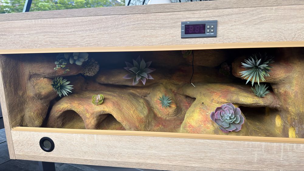 Terrarium 80x40x40cm, Regulator temperatury, 2x wejscia pod żarówkę