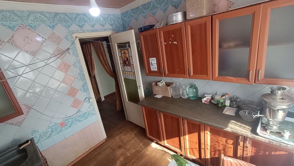 Продаж 3 кімнатної квартири, центр, Чугуїв