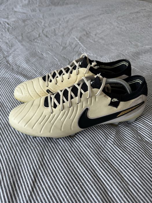 Korki wkręty buty do gry w piłkę Nike Tiempo Legend 10 Elite SG-Pro