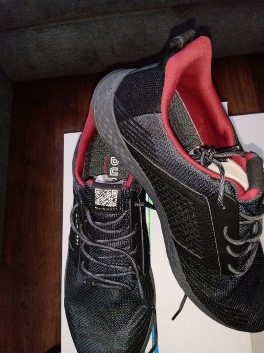 Buty BUGATTI 44 NOWE 100% oryginał