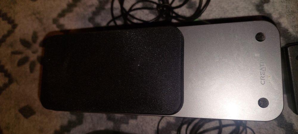 Zestaw głośników Creative.