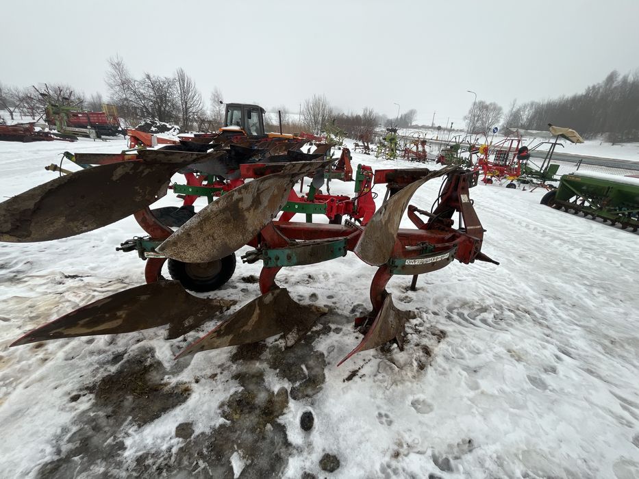 Plug obrotowy kverneland 3 skibowy