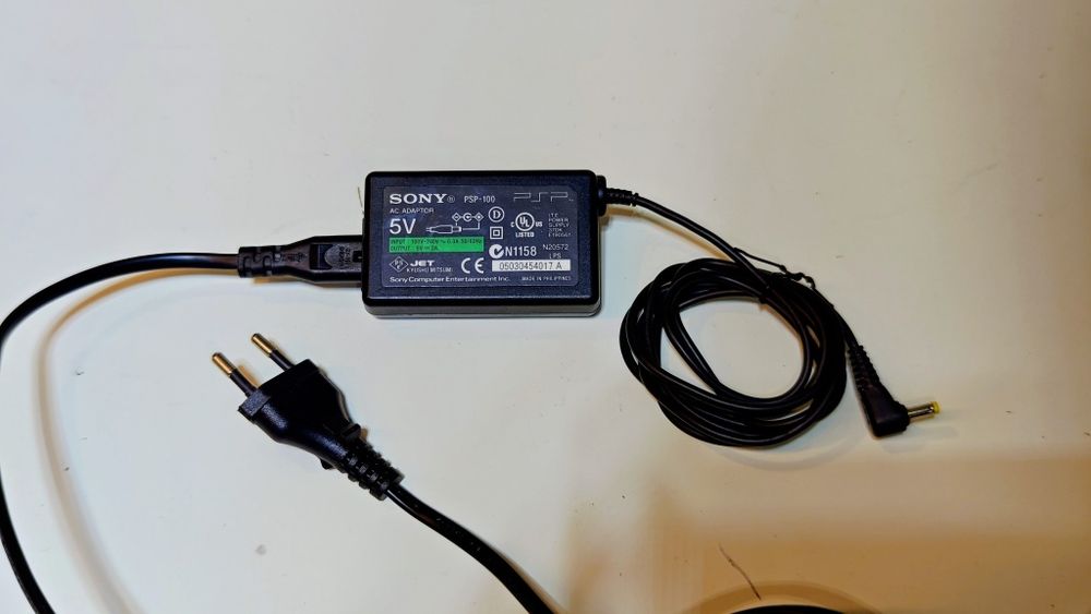 Oryginalna Ładowarka Sony PSP-100 5V 2A