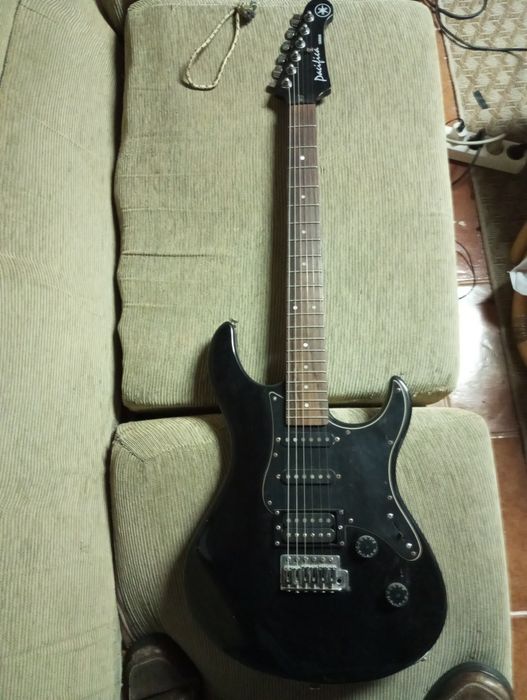 Guitarra elétrica