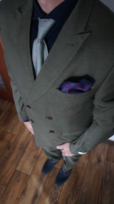 Garnitur Nowy Dwurzędowy Farah Roz. 40 Kol. Khaki Tailoring Fit