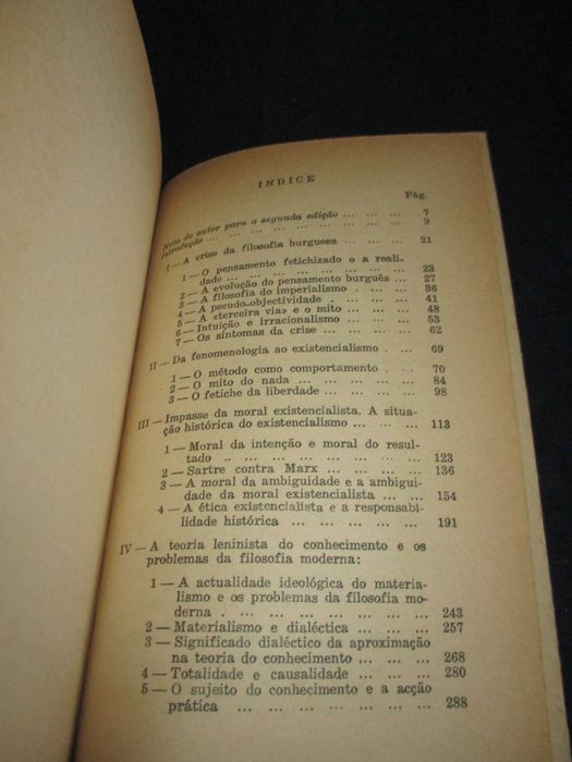 Livro Realismo e Existencialismo Georg Lukacs