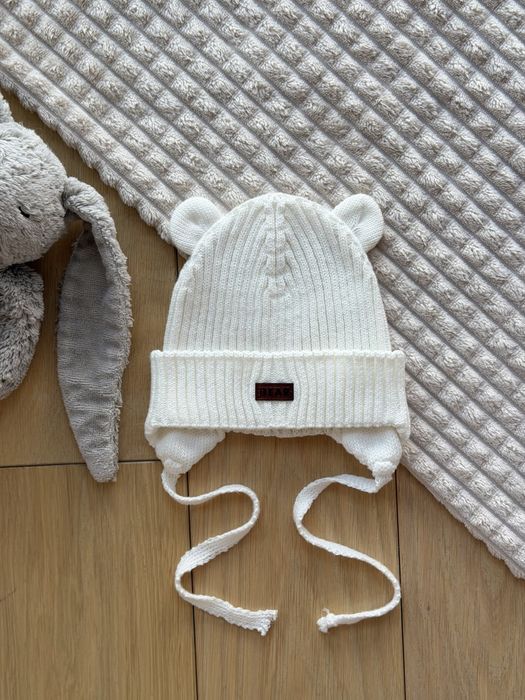 Вʼязана шапочка на весну ( демісезон ) 38 розмір