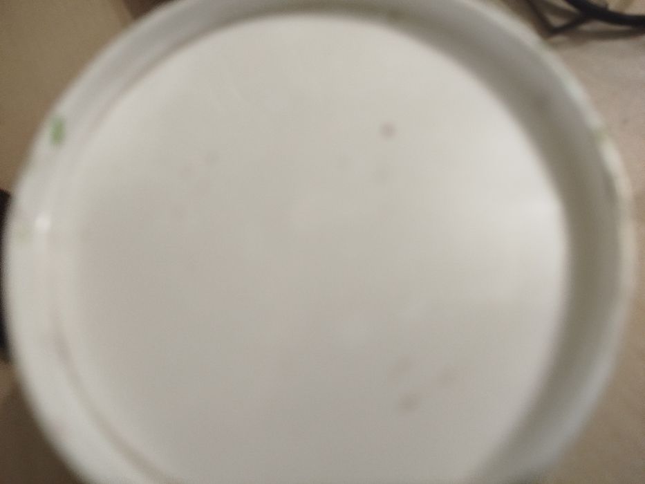 Клей- лак фірми. Данік. Дерево. Камінь. Цегла. Краще не відкривати.