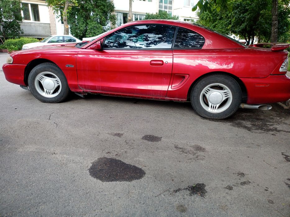 Продам.Ford Mustang. 4.6GT