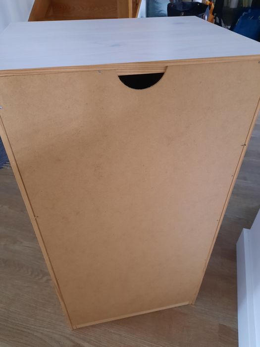 Mesa de cabeceira NOVA