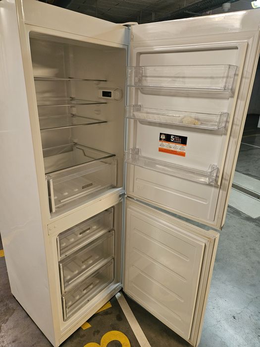 Lodówka Whirpool, mało używana.