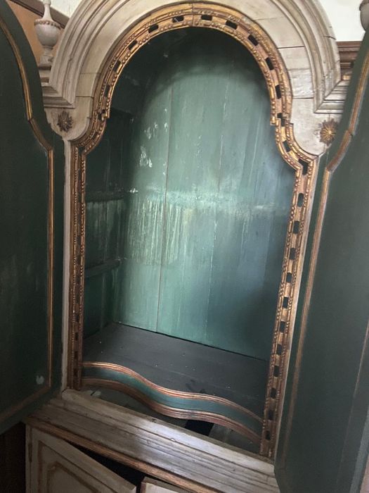 Móvel / Oratório em madeira