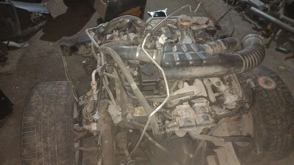 Двигун мотор  по запчастинах mercedes w 163 w 220 w 211 om 628 4.0 cdi