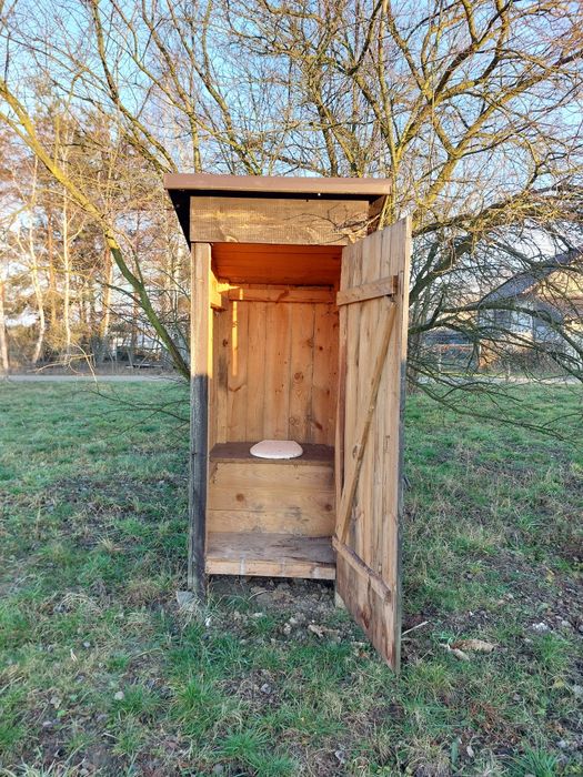Wc/szalet/wychodek