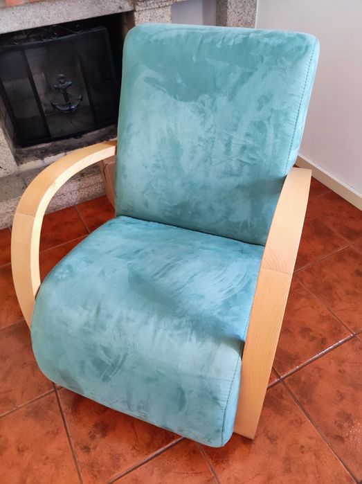 Cadeirão verde claro