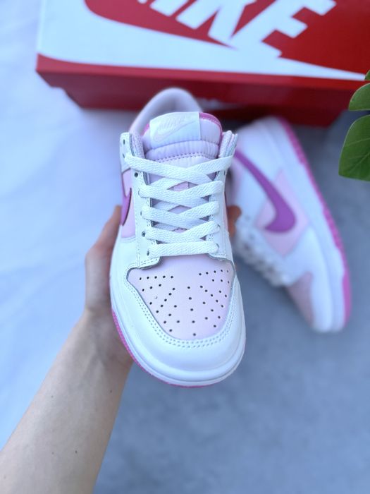 Кросівки Nike Dunk Low Triple Pink , + рожева шнурівка