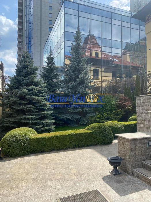 Аренда дома в центре Киева. Бот Сад. ул Добролюбова. Печерск