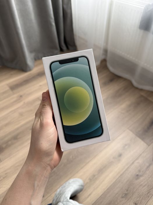 Коробка упаковка от Айфона