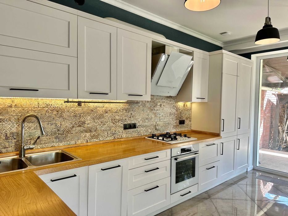 Будинок з якісним ремонтом, мінімальне оформлення, держ. програми