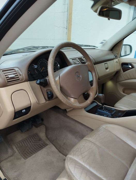 Mercedes-Benz Classe M 270 — fotografia 3