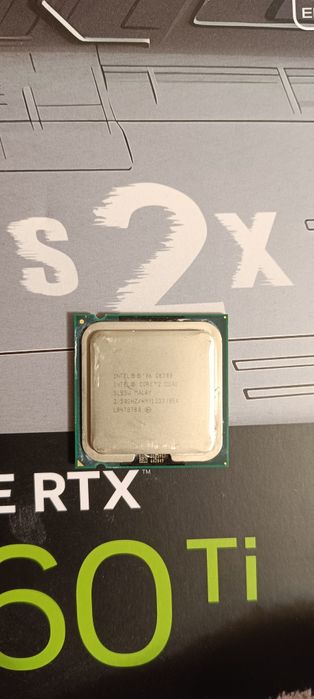 Процесор Intel Core 2 Quad Q9300 2.50GHz/6M/1333 (SLAWE) s775, tray