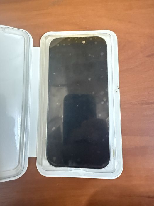 Iphone 16 pro дисплей