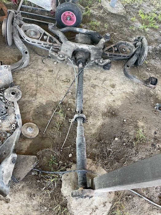 задняя подвеска BMW X3 E83 (2003-2010)