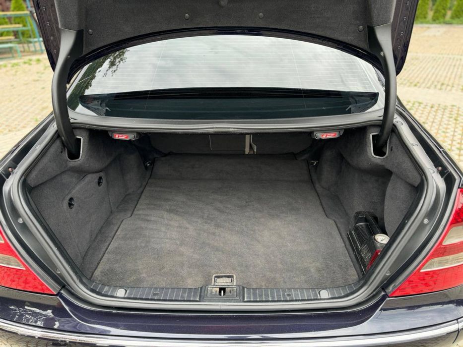 Продам Мерседес W211